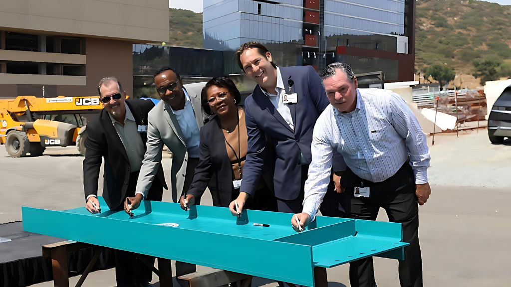 Jamul赌场庆祝16层豪华酒店塔楼建设里程碑 - 印第安村部落传承与发展新篇章