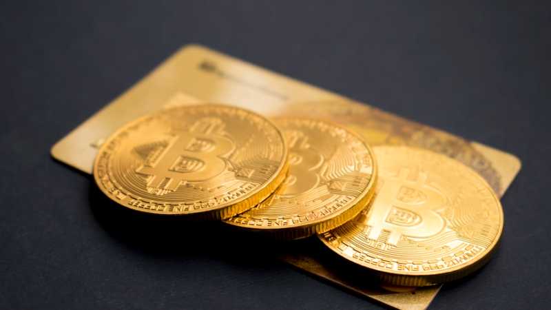 SEC delays approval of ARK Invest's Bitcoin ETF