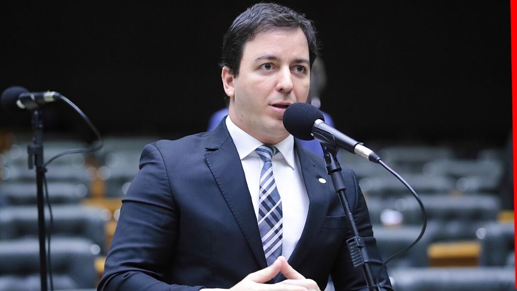 Projeto de Lei propõe taxação de 50% sobre influenciadores que promovem apostas online 