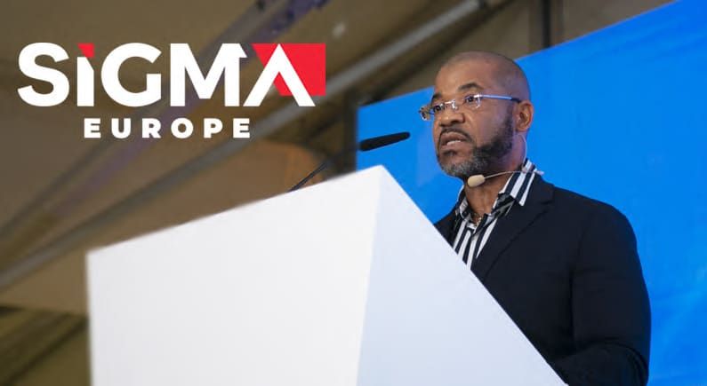 Curaçao plans tax incentives, banking help for industry, finance minister says