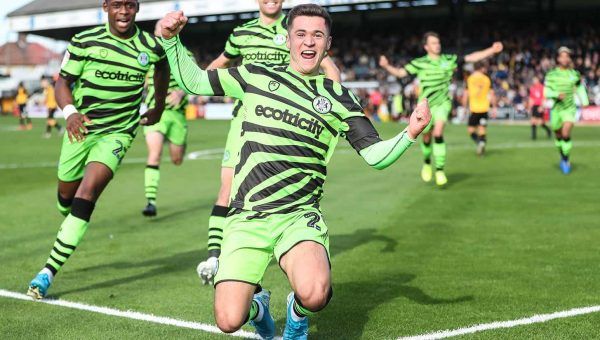 Forest Green Rovers a favor da proibição de patrocinadores no debate nacional