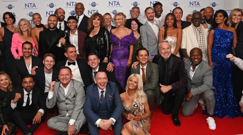 Apostas abertas para EastEnders no Especial de Natal desta noite