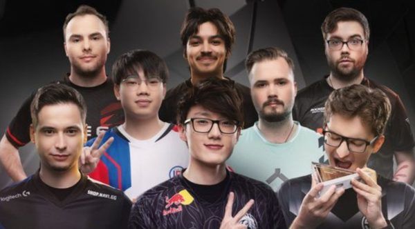 Which team will grab a place in the Esports World Cup final?