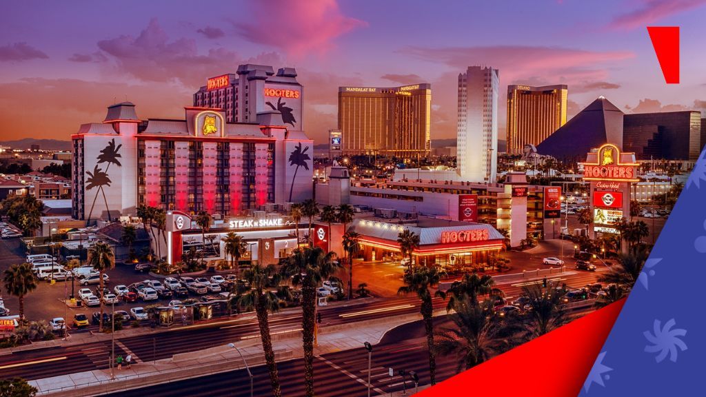 Oyo Las Vegas Hooters unexpectedly closes amid financial woes