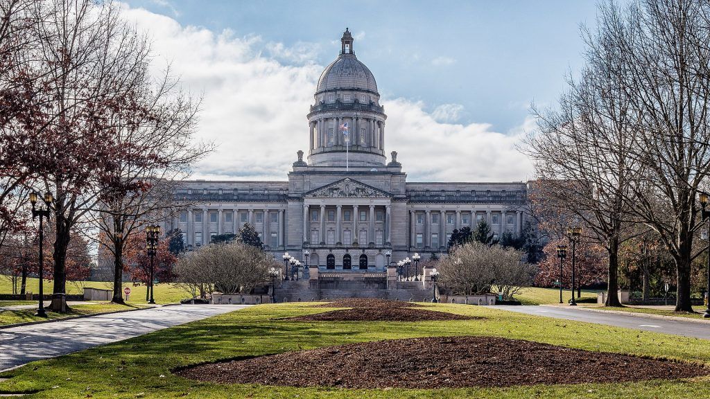 The Kentucky State Capitol, situated in Frankfort, serves as the hub for all three branches (executive, legislative, judicial) of the state government in the Commonwealth of Kentucky.