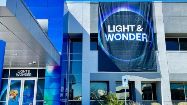 Light &#038; Wonder consigue un crecimiento del 12% en el 2T de 2024