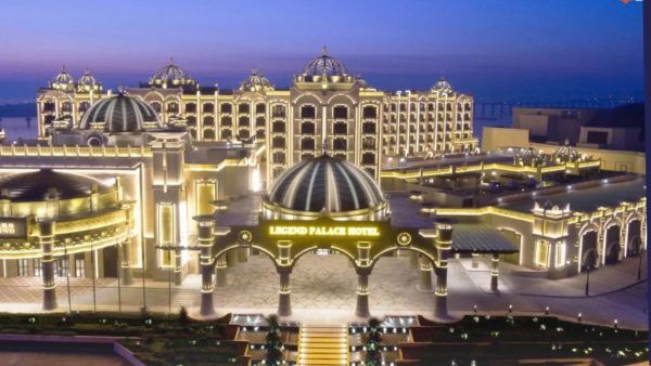 Macau Legend сократила убытки в первом полугодии на фоне нарушений кредитных условий  