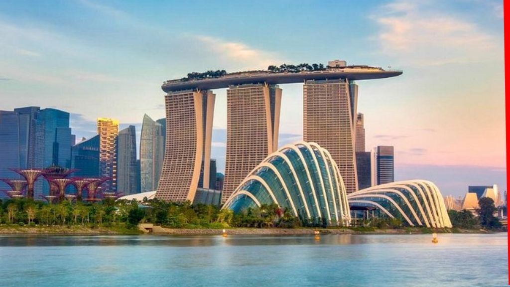 Marina Bay Sands deploys autonomous robots to boost efficiency