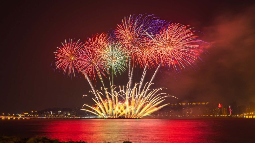 中国农历新年烟花表演