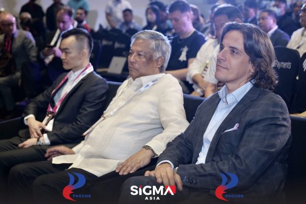 From left to right: Neil Shih, SiGMA Managing Director for the Asian Region; Alejandro H. Tengco, PAGCOR chairman and CEO ; and Eman Pulis, SiGMA Group Founder. 