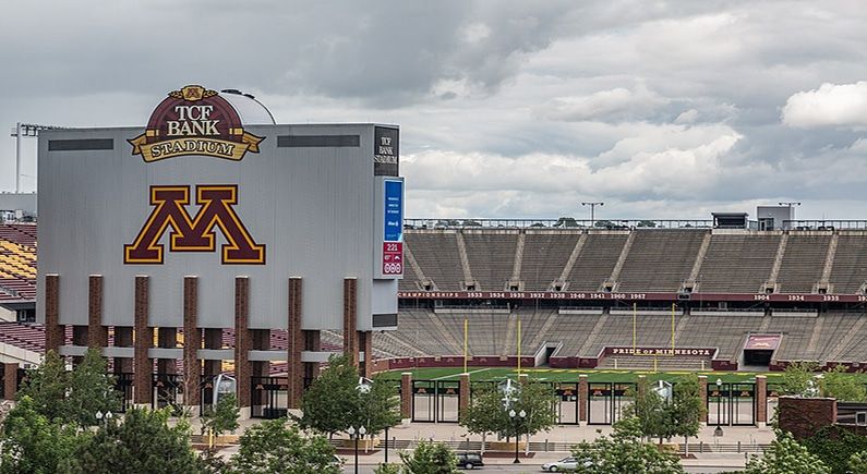 Almost half of Minnesota voters support legal sports betting