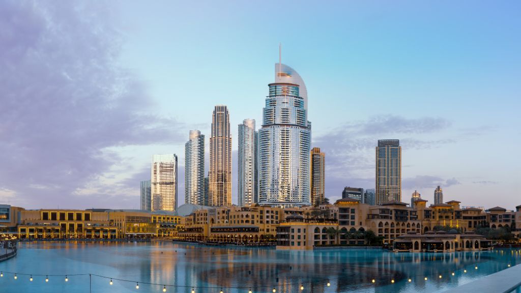 迪拜市中心,阿拉伯联合酋长国内豪华酒店业和全球连通性的中心。