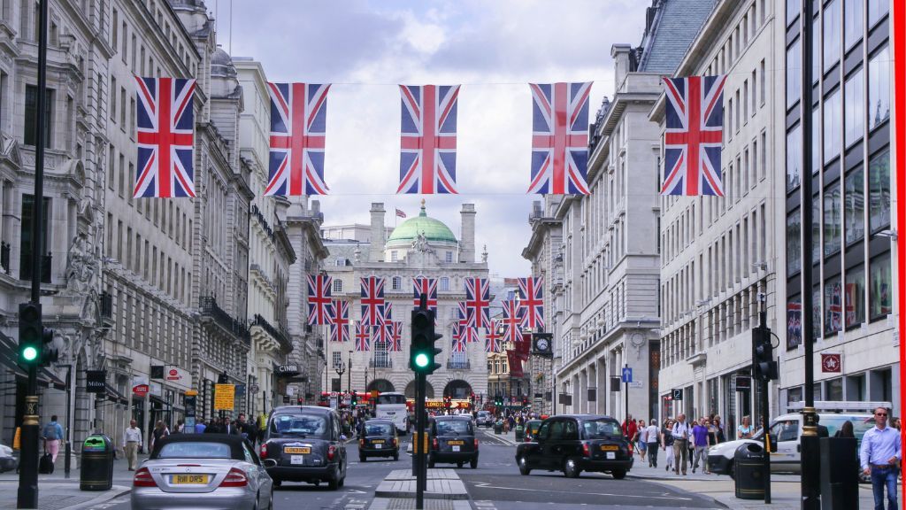 UK authorities seek power to restrict betting and slot machine shops