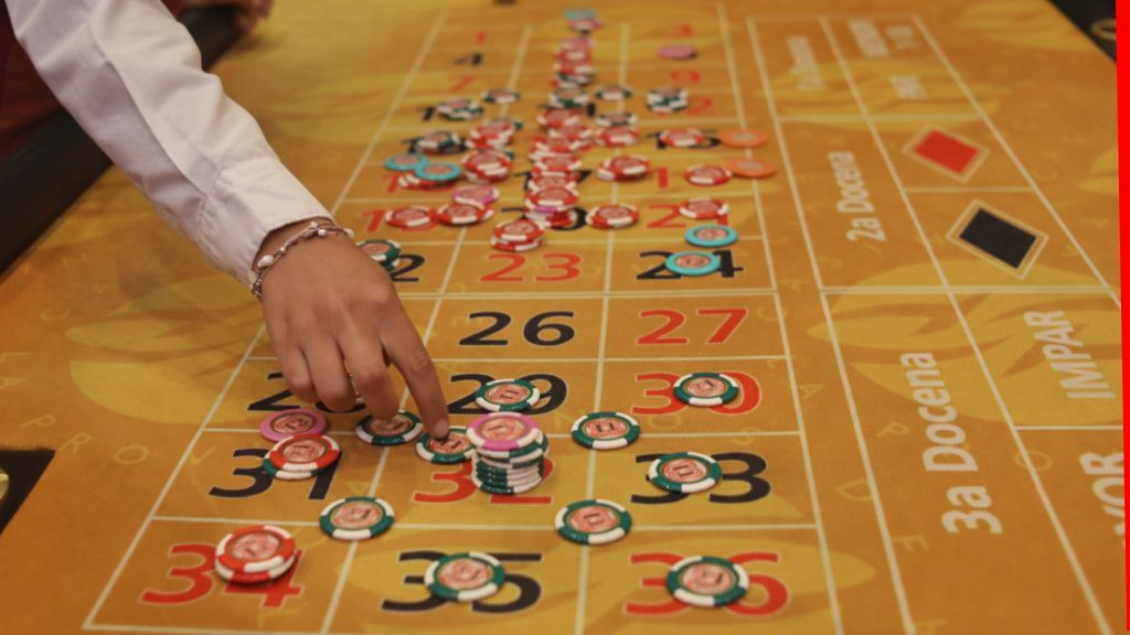 Buenos Aires opens bids to revamp seven casinos for 20-year deal