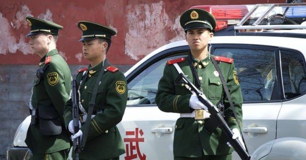 China: la policía de Yancheng arresta a 15 sospechosos y confisca 3,8 millones de dólares en la moneda digital EOS en una aplicación de juego