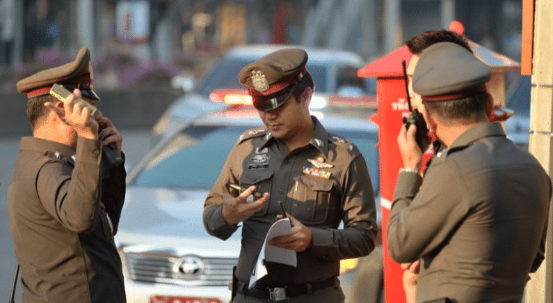 タイ警察、違法賭博取り締まりで家宅捜索