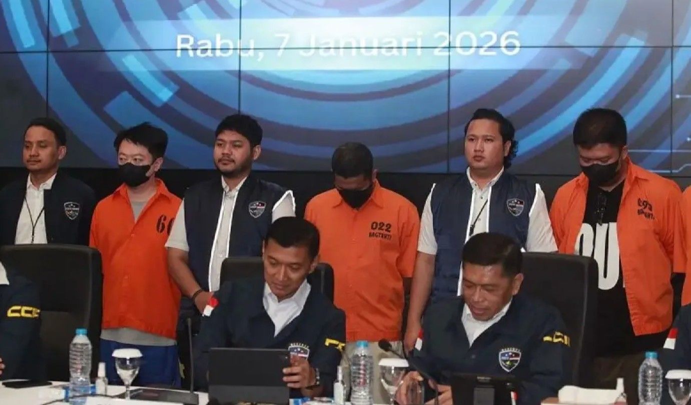 Indonesian police arrest five in $3.5m gambling case